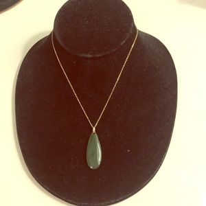 JewelMak 14k necklace with jade pendant, NWT
